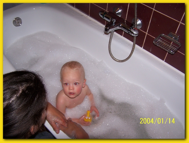 599x448 pixels (210K)